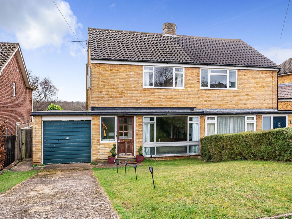 3 bed semidetached house for sale in Hillside Road, Winchester SO22, £575,000 Zoopla