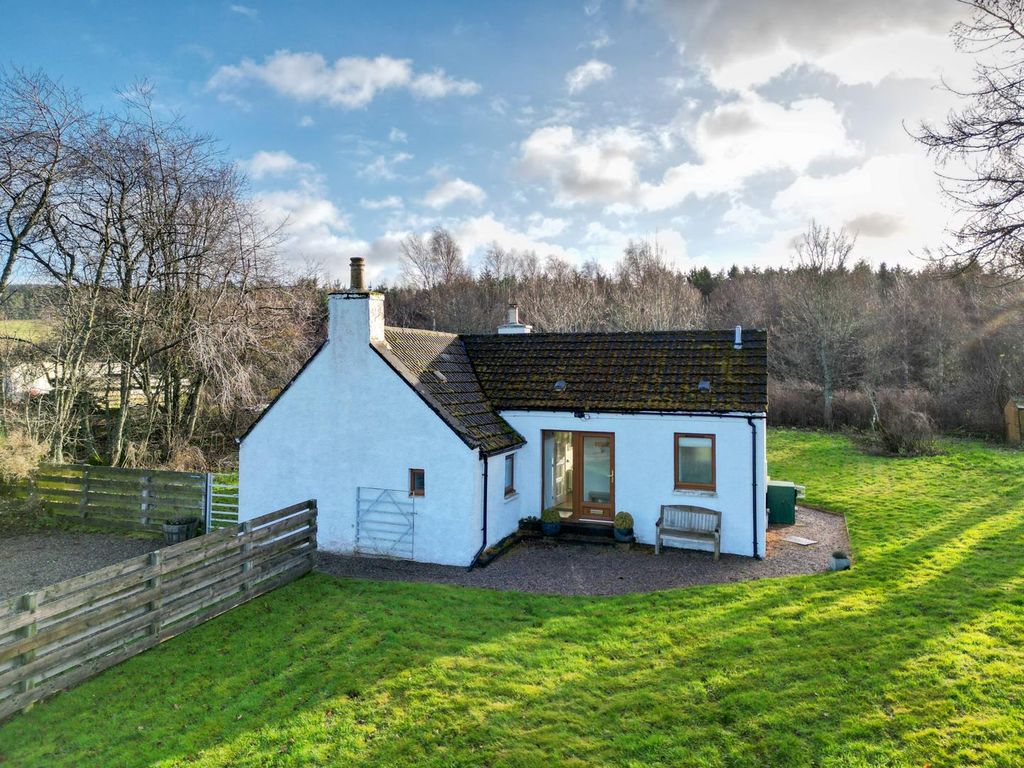 2 bed detached house for sale in Glenlivet, Ballindalloch AB37, £