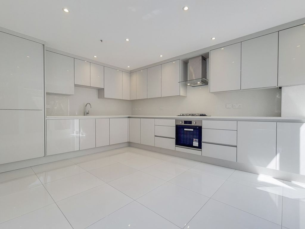 Kenmure Road, Hackney E8  