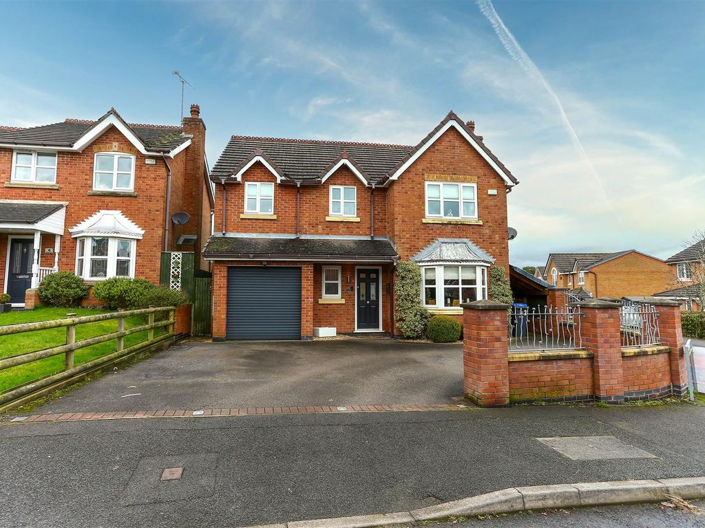 4 bed detached house for sale in Ruabon Close, Knypersley, StokeOnTrent ST8 Zoopla