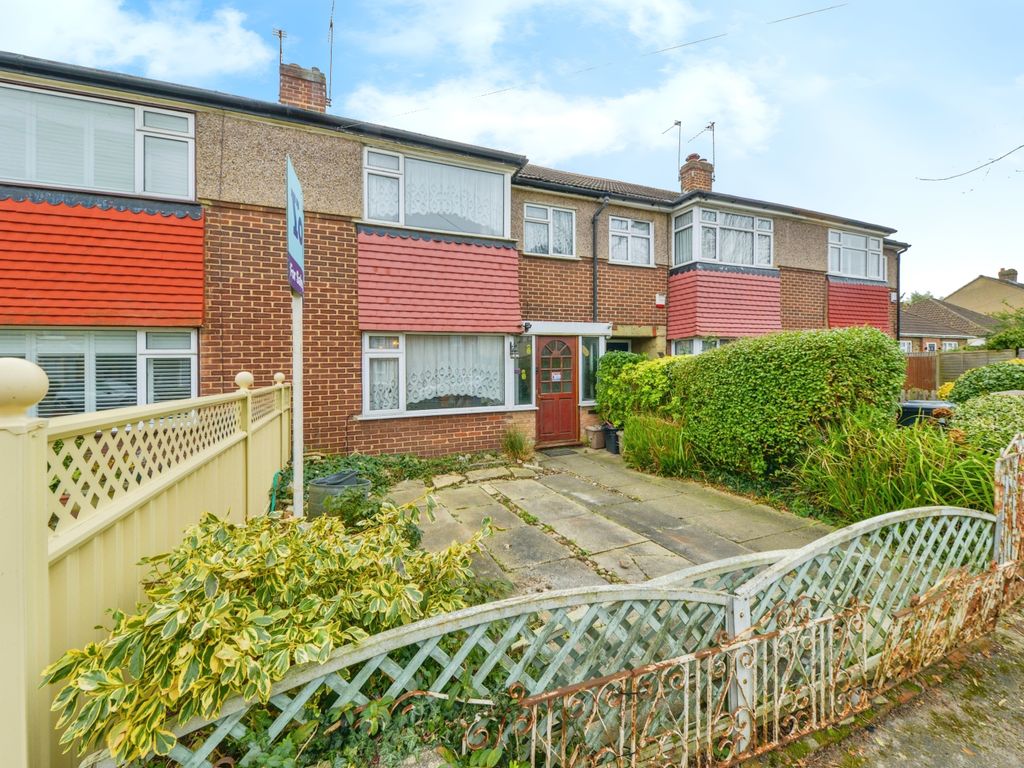 3 bed terraced house for sale in Trinity Lane, Cheshunt, Waltham Cross