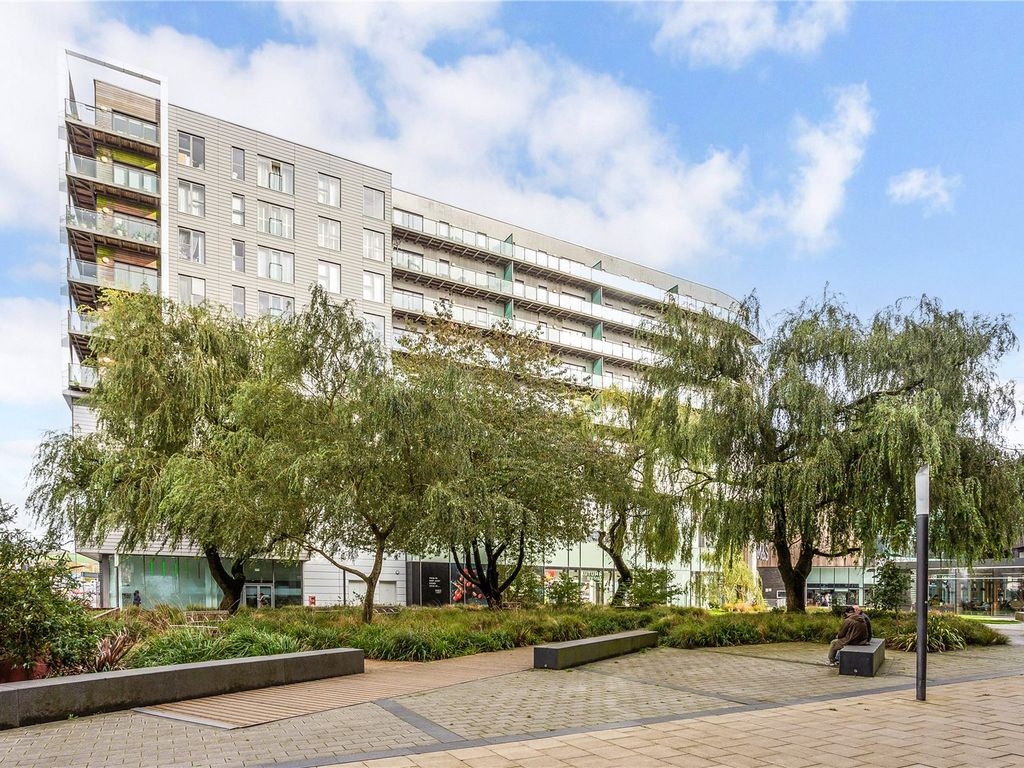 2 bed flat for sale in St Johns Gardens, Bury, Greater Manchester BL9, £145,000 Zoopla