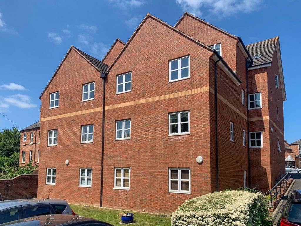 1 bed flat for sale in Claverdon House, 114 Emscote Road, Warwick