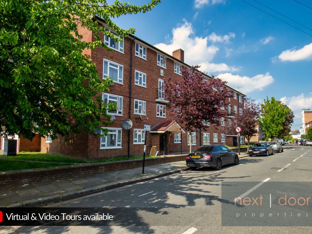 3 bed flat to rent in Southwell Road, Camberwell, Camberwell SE5 Zoopla