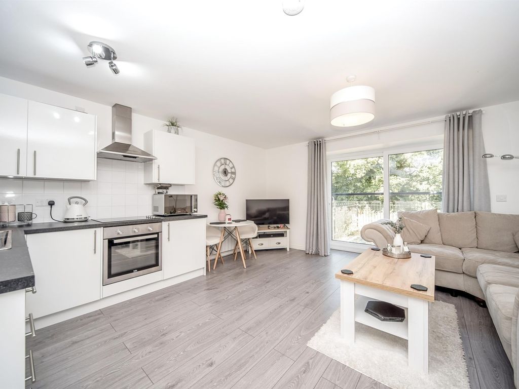 Harrow Close, Bedford MK42  