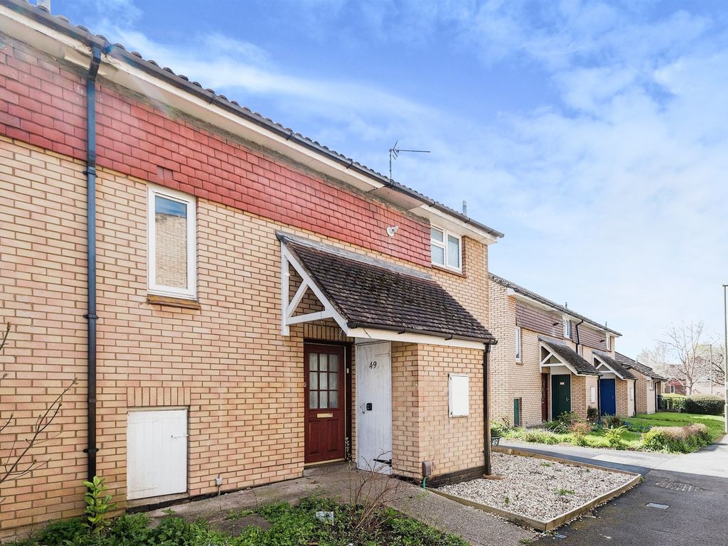 2 bed end terrace house for sale in Dankworth Road, Basingstoke RG22