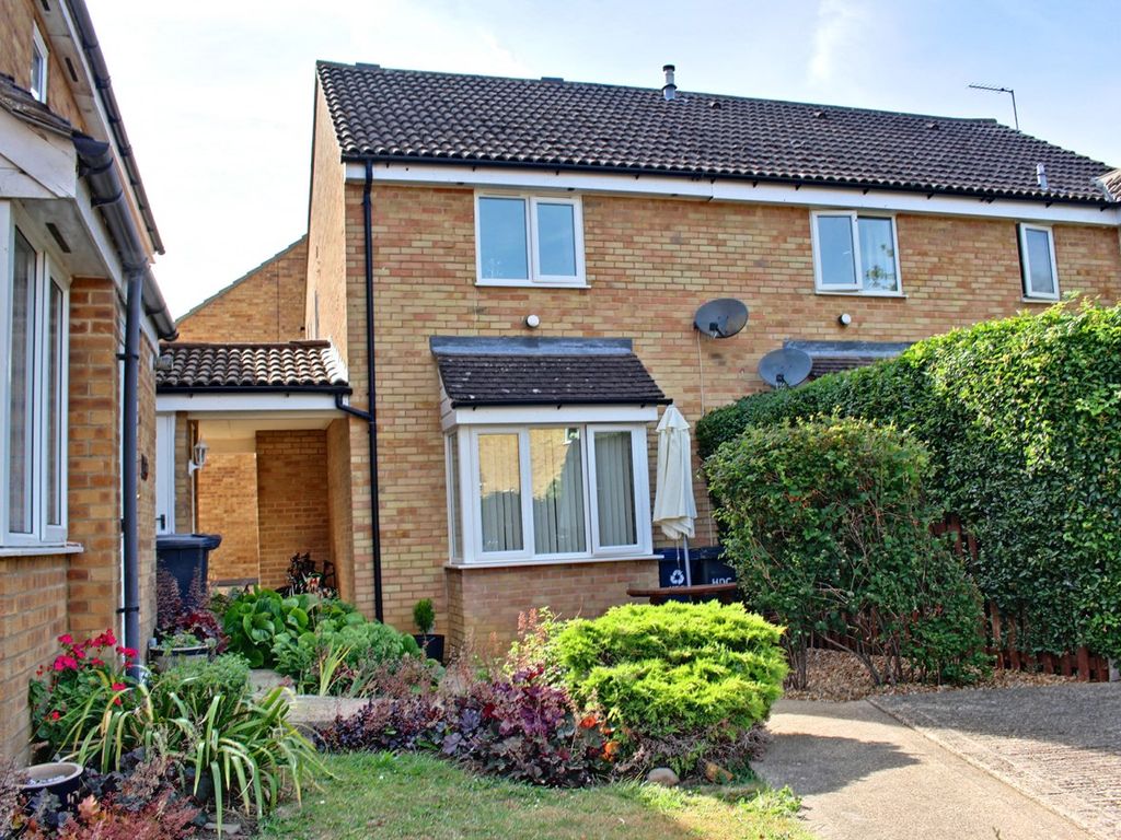2 bed property for sale in Cob Place, Godmanchester, Huntingdon PE29