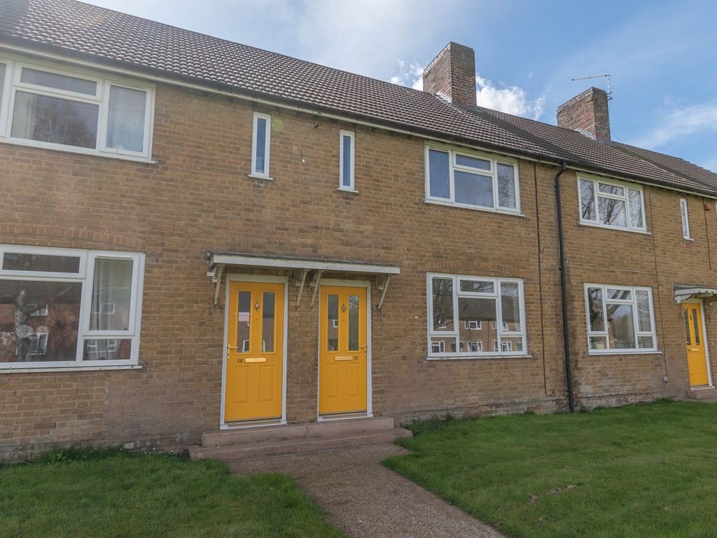2 bed terraced house for sale in Barsham Close, West Raynham, Fakenham