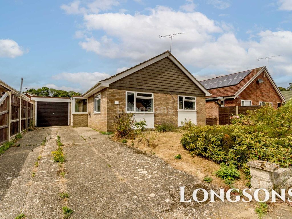 2 bed bungalow for sale in The Woodlands, Ashill IP25 Zoopla