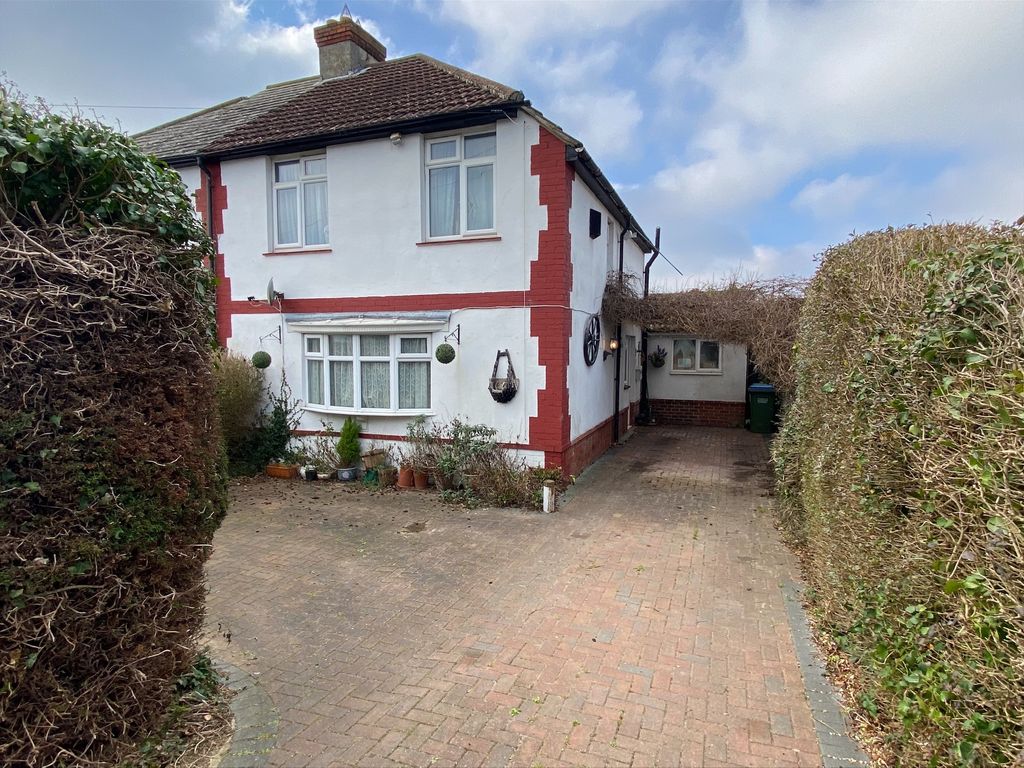 4 bed semidetached house for sale in Southways, Stubbington, Fareham