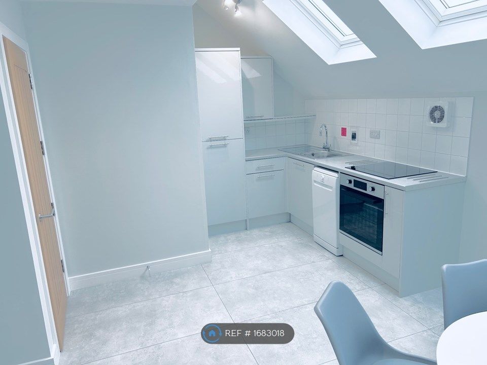 2 bed flat to rent in Southampton Street, Reading RG1 Zoopla