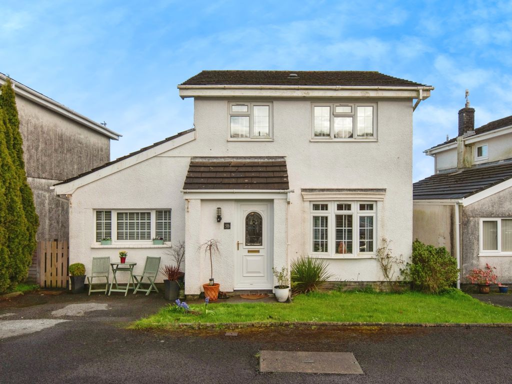 4 bed detached house for sale in Erw Non, Llannon, Llanelli SA14, £299,995 Zoopla