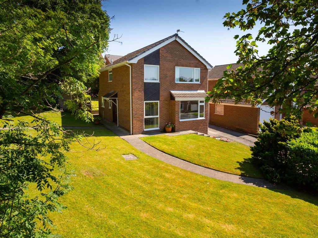 4 bed detached house for sale in 10 Grant Close, Lancaster LA1 Zoopla