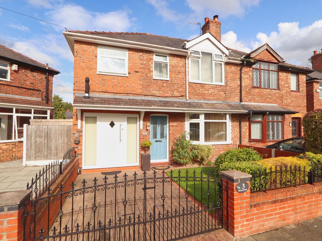 4 bed semidetached house for sale in Devon Road, Cadishead M44, £