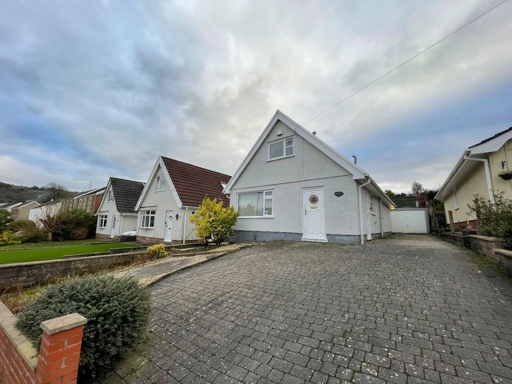 4 bed detached house for sale in Cefn Road, Glais, Swansea. SA7, £