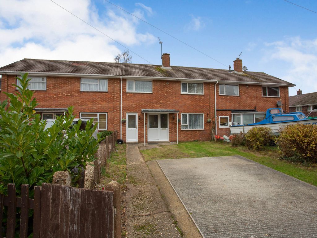 3 bed terraced house for sale in Laburnum Crescent, Hythe, Southampton