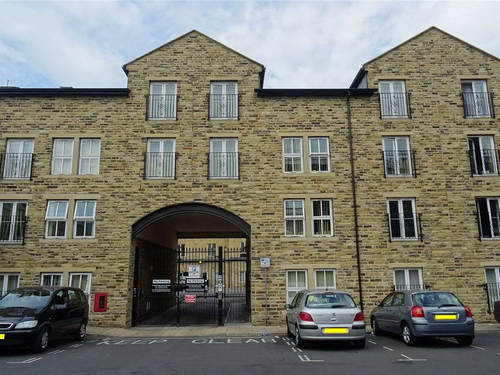2 bed flat to rent in Rawson Buildings, 4 Rawson Road, Bradford, West