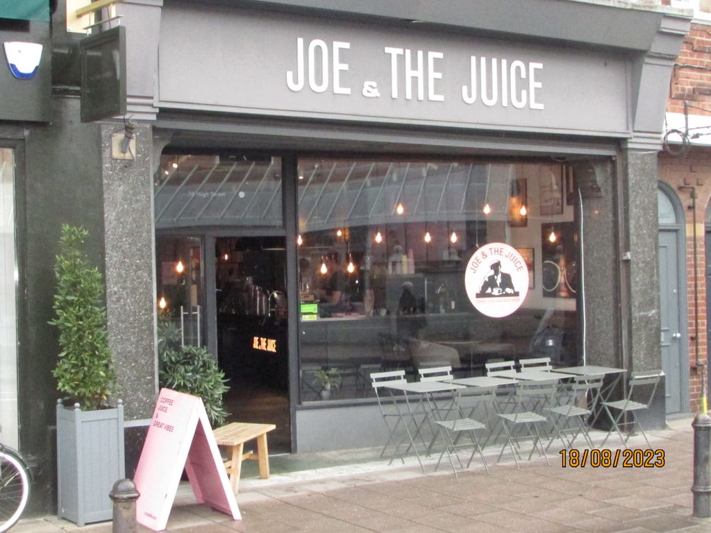 Leisure/hospitality for sale in Wimbledon High Street, London SW19, £