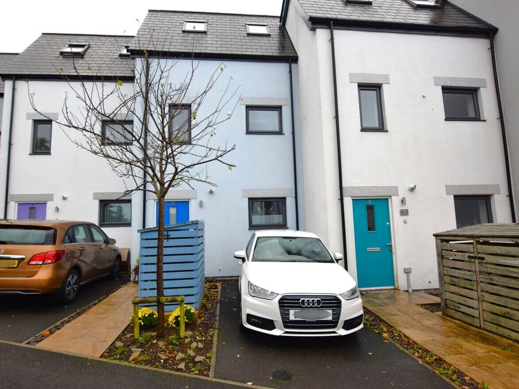 4 bed terraced house for sale in Solar Crescent, Plymouth PL6 Zoopla