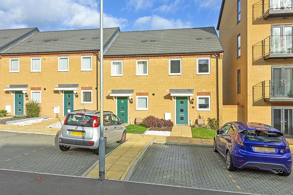 2 bed end terrace house for sale in Lywood Drive, Sittingbourne ME10