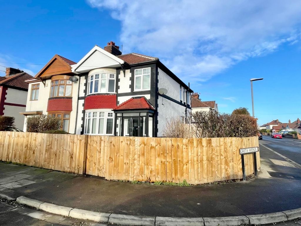 3 bed semidetached house for sale in Oakland Avenue, Brooke Estate