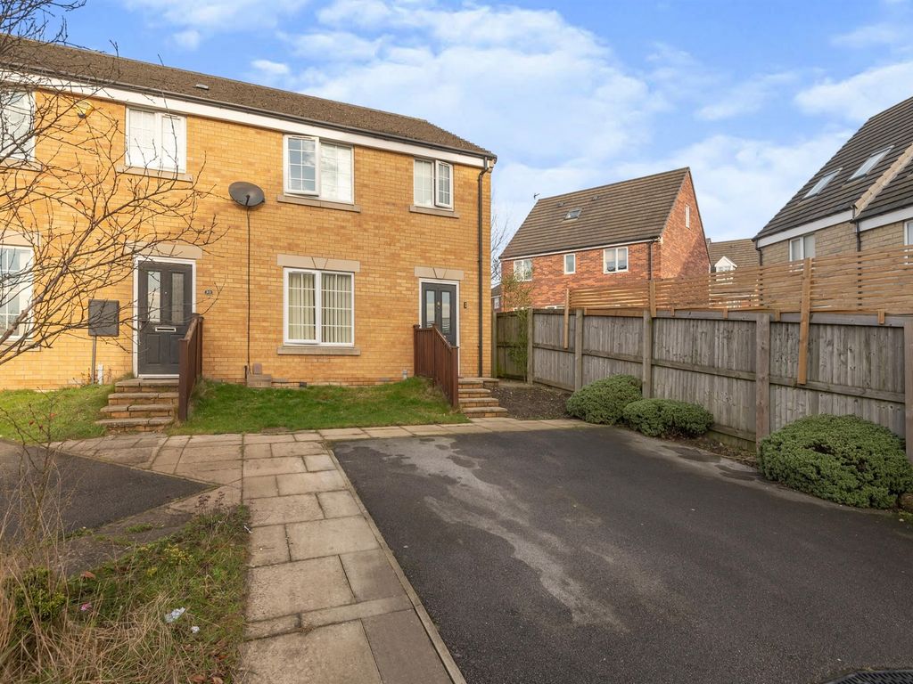 3 bed end terrace house for sale in The Fairway, Bradford BD5 Zoopla