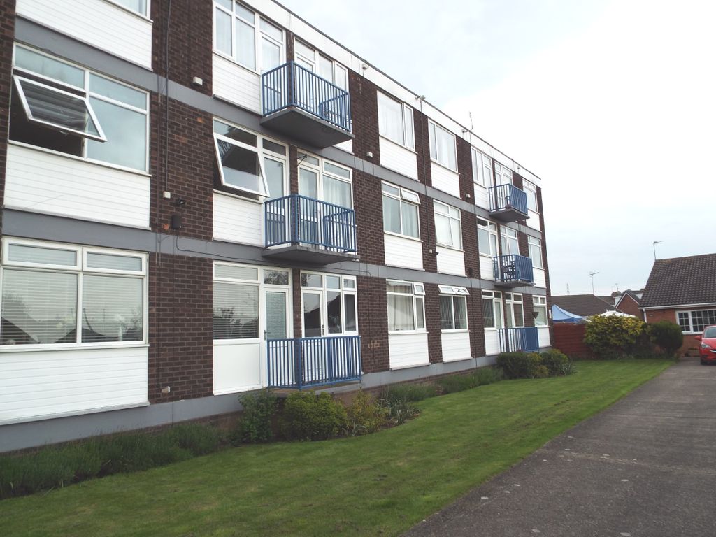 2 bed flat to rent in Beatty House, Compass Road, Hull HU6 Zoopla