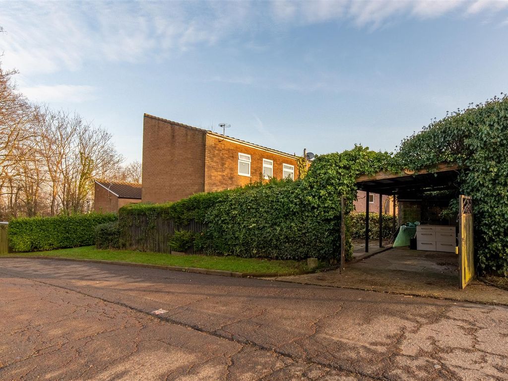 3 bed semidetached house for sale in Bowleaze, Greenmeadow, Cwmbran