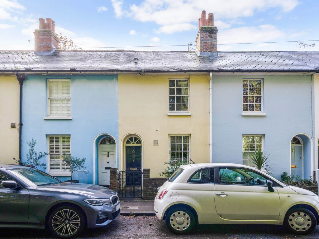 2 bed terraced house for sale in Franklin Place, Chichester PO19, £