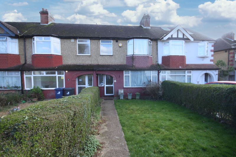 3 bed terraced house for sale in Castle Road, Northolt UB5, £500,000