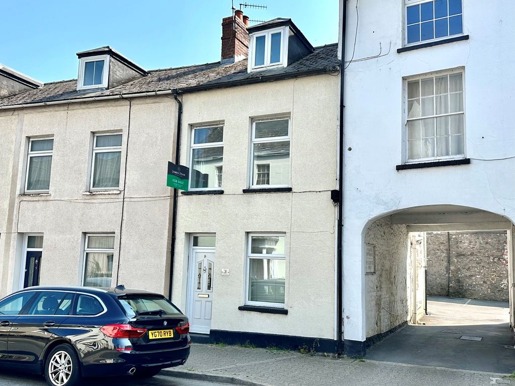 2 bed terraced house for sale in Lower Monk Street, Abergavenny NP7