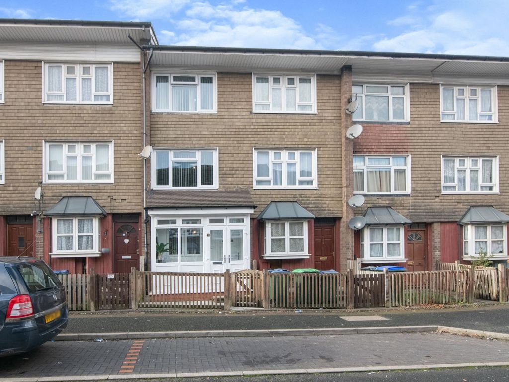 3 bed town house for sale in Thomas Crescent, Smethwick B66 Zoopla