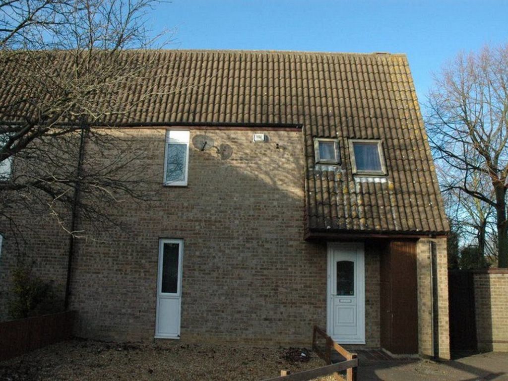 3 bed semidetached house to rent in Howland, Orton Goldhay
