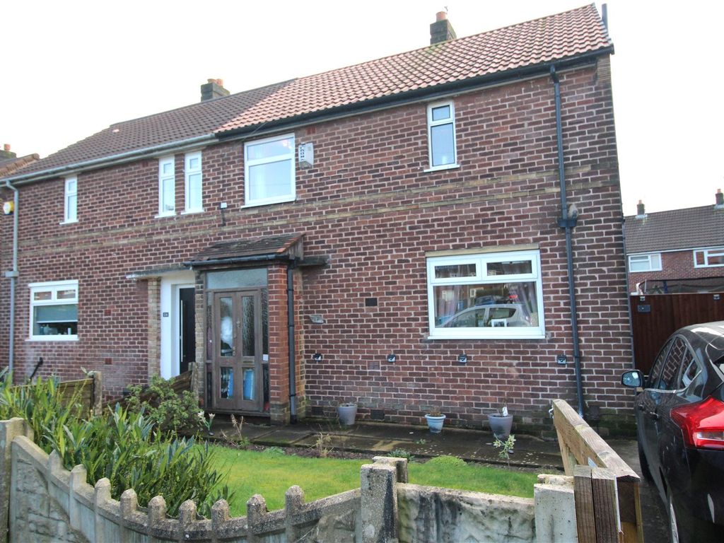 3 bed semidetached house for sale in Castleway, Clifton, Swinton