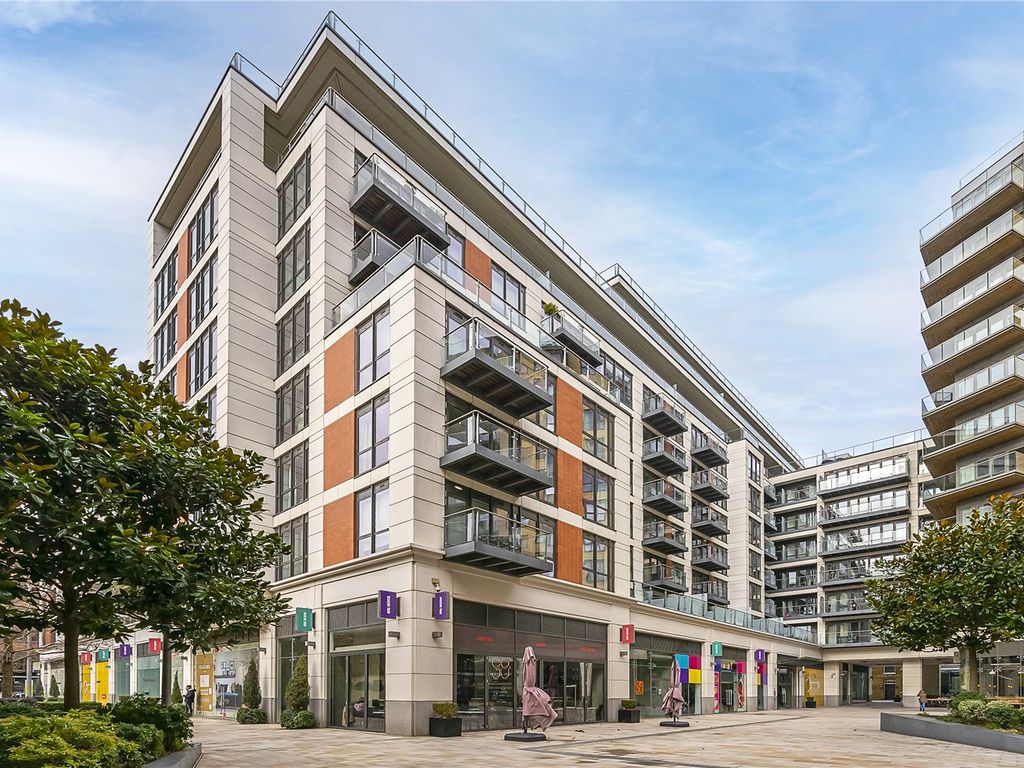 2 bed flat for sale in Dickens Yard, Longfield Avenue, Ealing W5, £