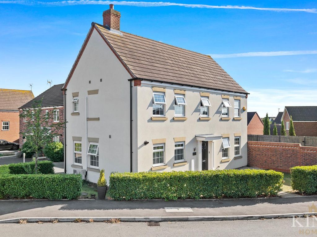 4 bed detached house for sale in Ross Crescent, Inkberrow, Worcester