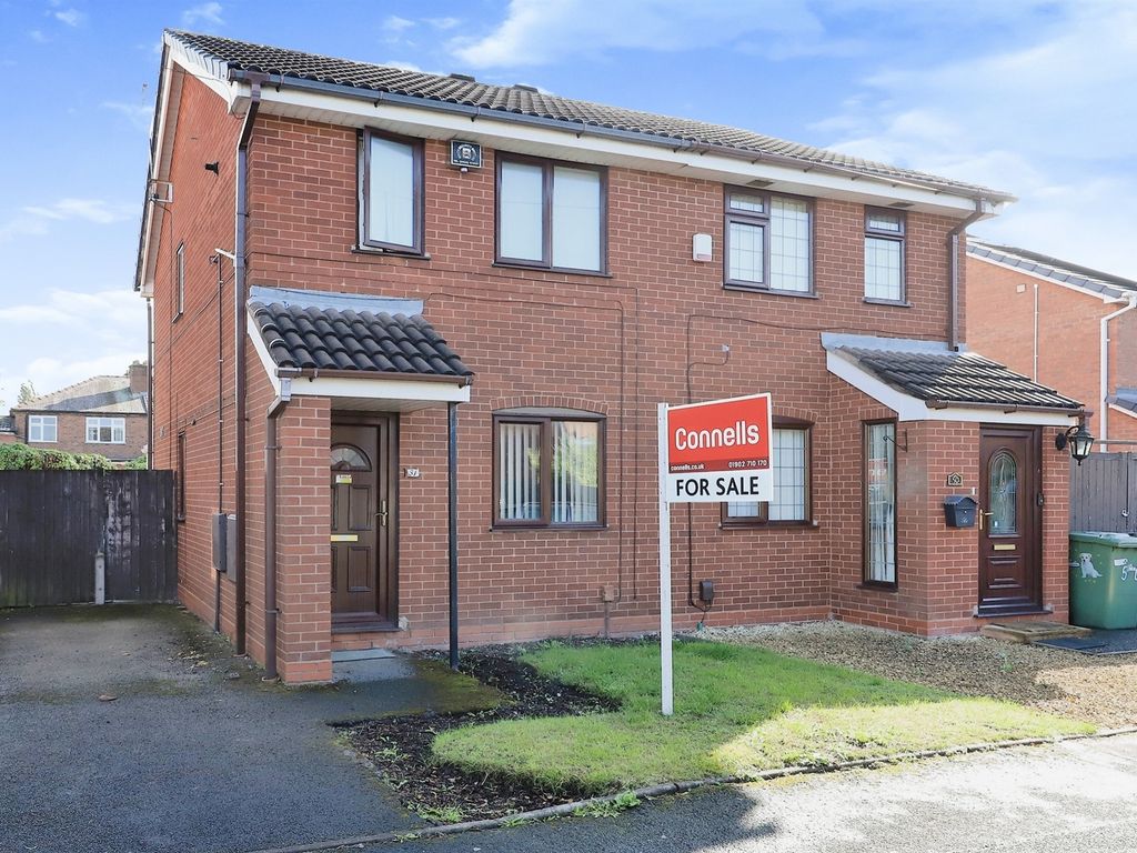 2 bed semidetached house for sale in Chatsworth Close, Willenhall WV12