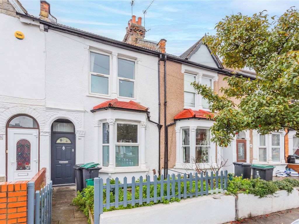 Roslyn Road, London N15  