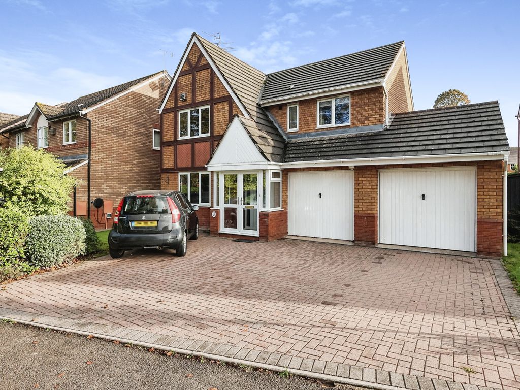 4 bed detached house for sale in Salamanca Drive, Brockhill Village