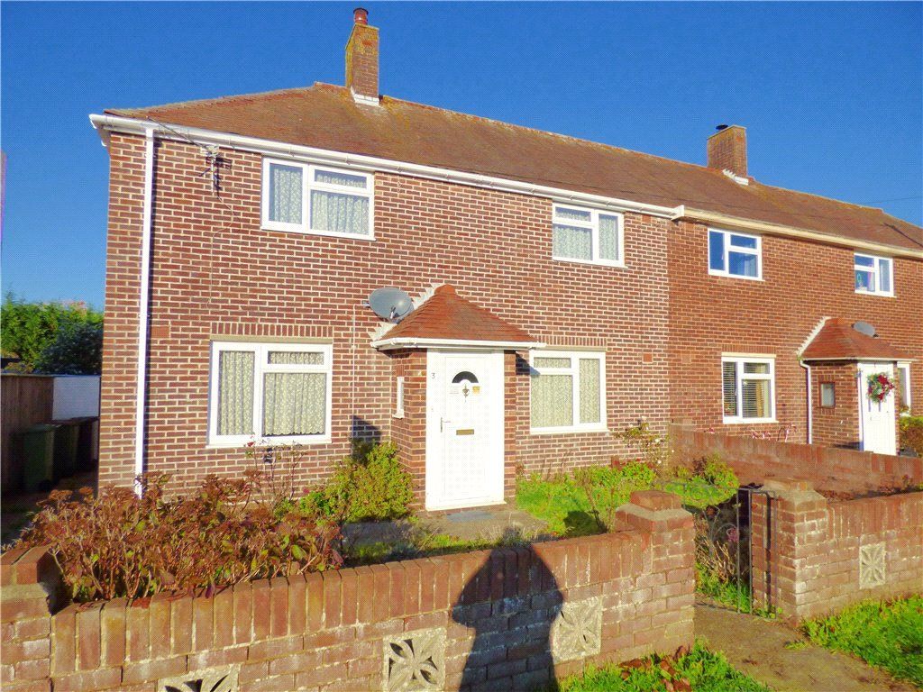 3 bed semidetached house for sale in Priory Road, Netley Abbey
