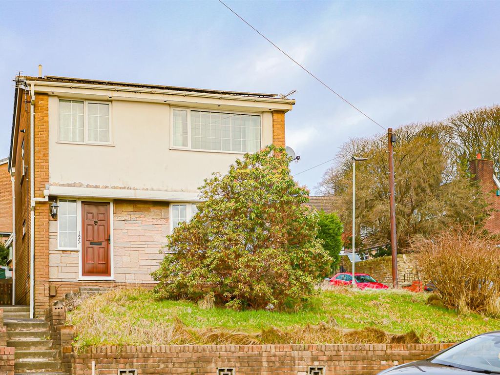 3 bed detached house for sale in Livingstone Road, Blackburn BB2, £