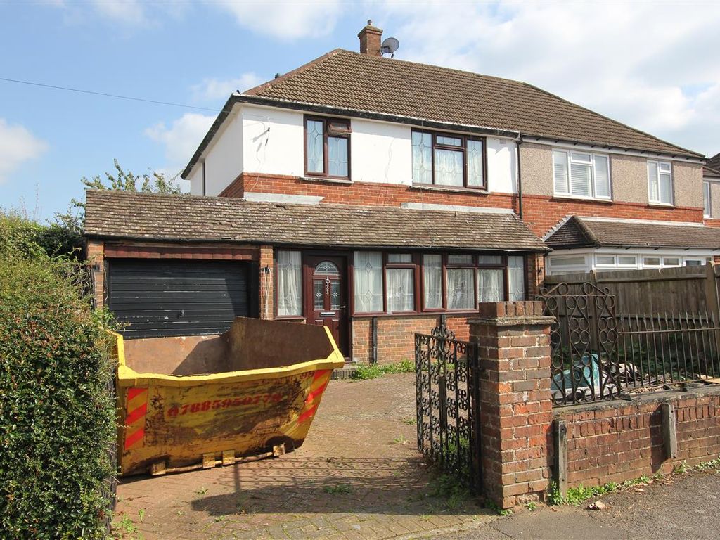 3 bed semidetached house for sale in Wentworth Way, South Croydon CR2