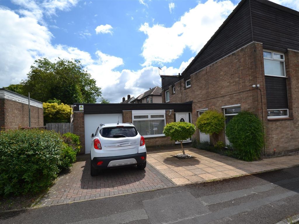 3 bed semidetached house for sale in Listing Drive, Liversedge WF15, £