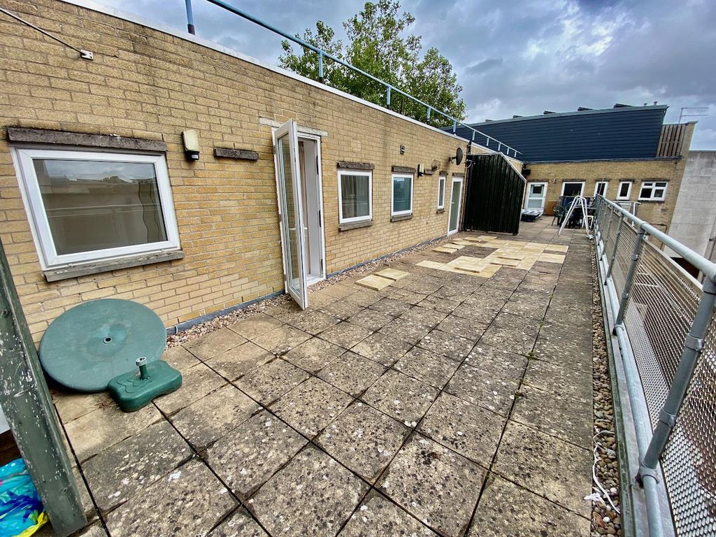 2 bed flat to rent in Bond Street, St. Pauls, Bristol BS1, £1,395 pcm Zoopla