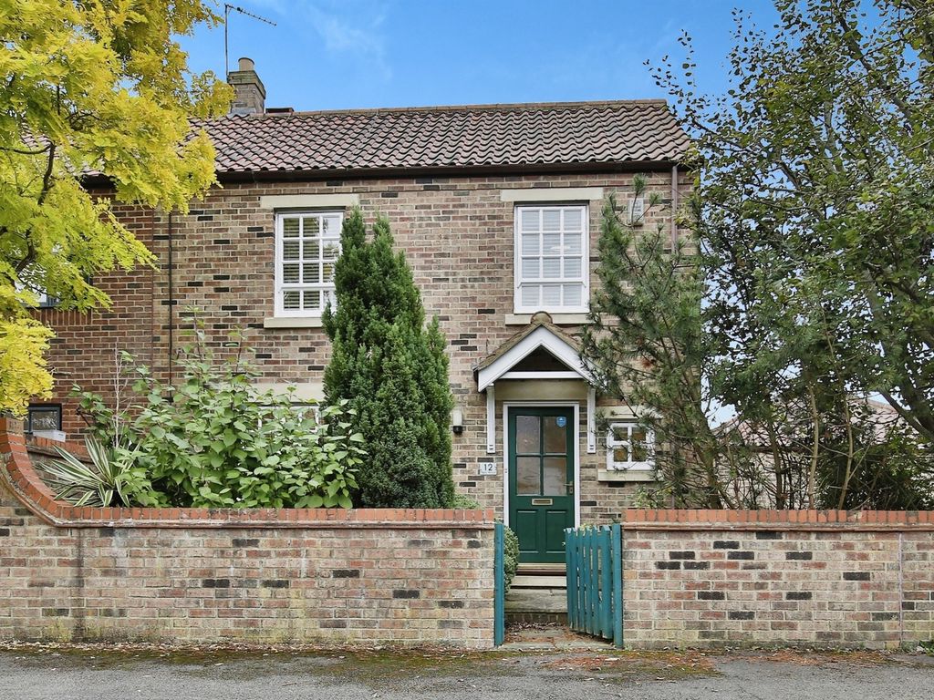 3 bed end terrace house for sale in Tilery Wood, Wynyard, Billingham