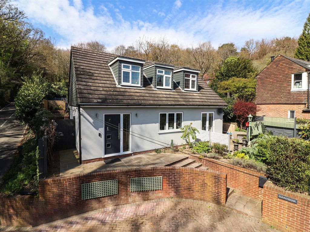 3 bed detached house for sale in Hosey Common Road, Westerham TN16 Zoopla