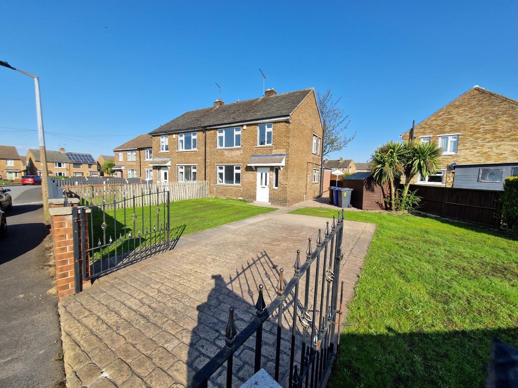 3 bed property to rent in Glebe Road, Campsall, Doncaster DN6 Zoopla