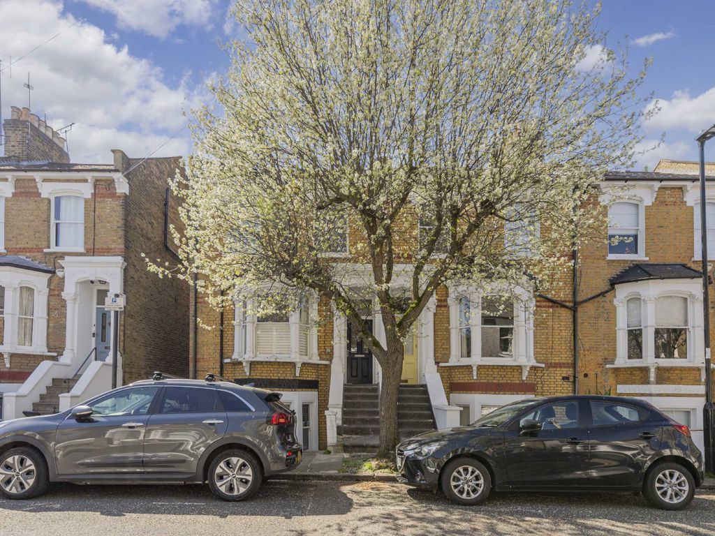 3 bed property for sale in Hugo Road, London N19 Zoopla