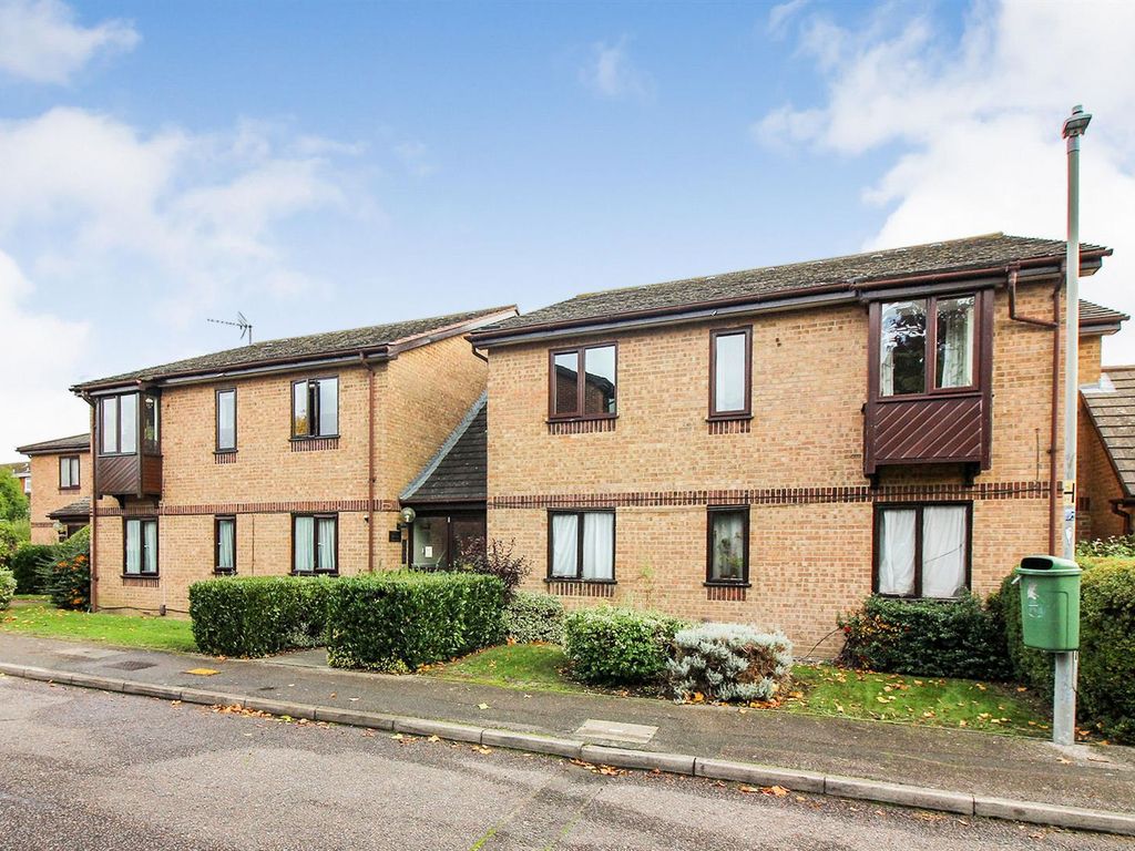 2 bed flat for sale in Poets Chase, Aylesbury HP21 Zoopla