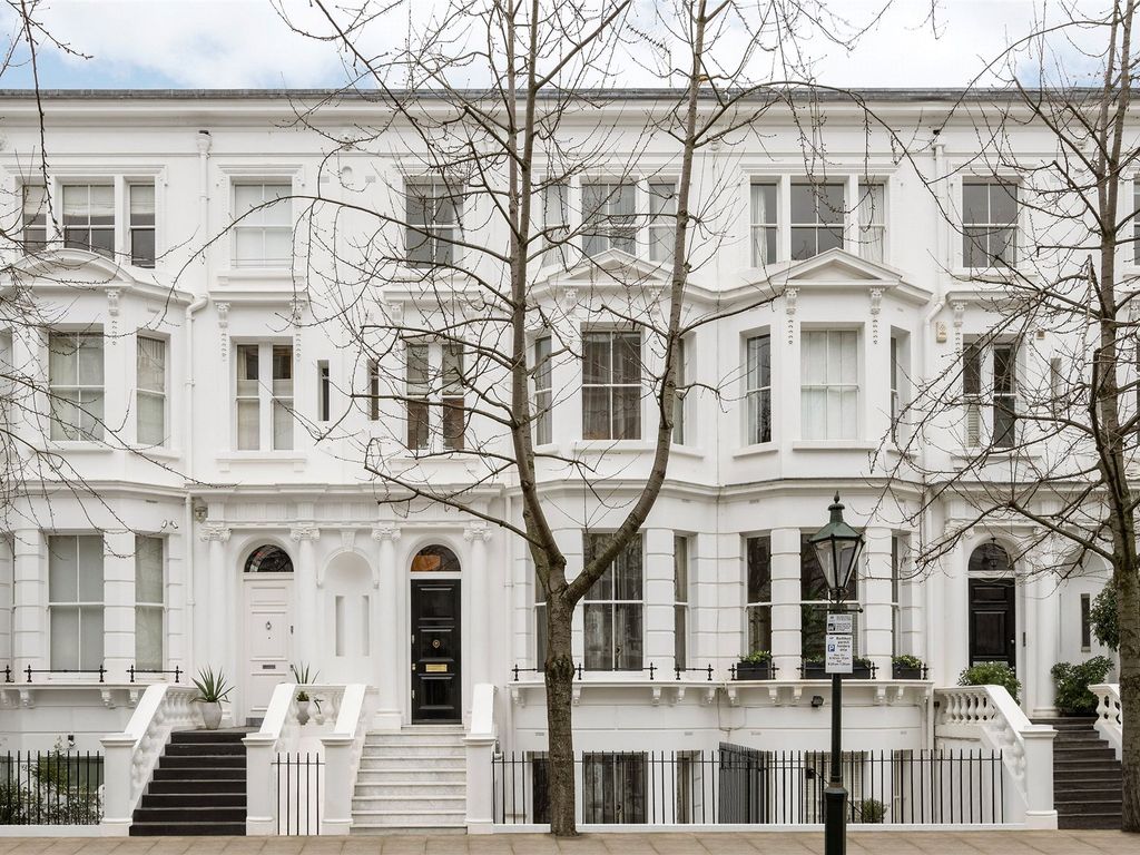 4 bed terraced house for sale in Palace Gardens Terrace, Kensington